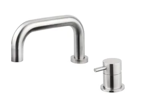 STIRIANA 6580 - Stainless steel bathtub set with hand shower - Tap by MINA