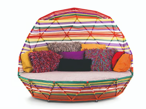 TROPICALIA - Igloo technopolymer garden bed - Bed frame by Moroso