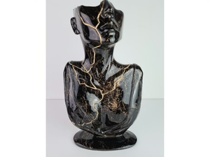 TIRED FACE - Resin sculpture - Styling by Mosche Bianche