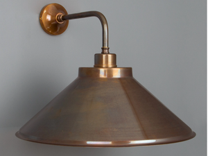 RIO - Handmade brass wall lamp - Wall lamp by mullan lighting