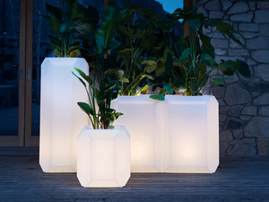GEM - Plastic garden vase with Light - Styling by MY YOUR