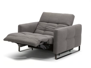 PHILO - Tufted armchair with armrests - Armchair by Natuzzi Italia