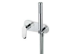 NIO - Recessed shower set with hand shower with plate - Shower by Newform