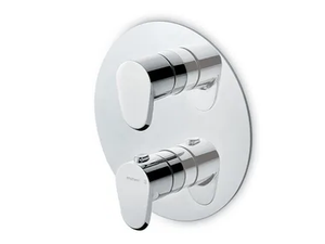 NIO - Recessed thermostatic shower mixer - Shower by Newform