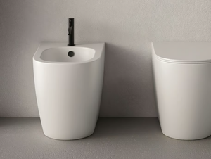 PIN - Floor mounted ceramic bidet - Toilet seat by Nic