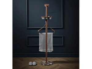MOMENTS M - Walnut valet stand - Accessories by Nomon