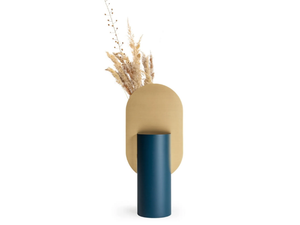 GENKE CS3 - Metal vase - Styling by NOOM