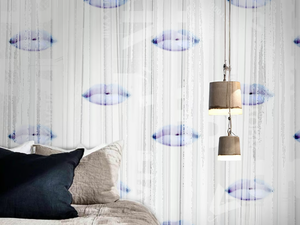 KISS ME - Motif wallpaper - Wallpaper by N.O.W. Edizioni
