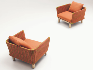 SABI - Garden armchair with armrests - Armchair by Paola Lenti