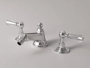 BEATRICE - 3 hole countertop bidet tap with swivel spout - Tap by Park Avenue