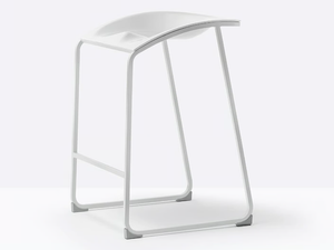 AROD 500 - Sled base steel stool with footrest - Stool by Pedrali