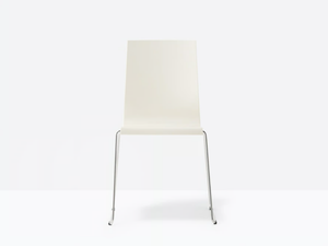 KUADRA 1158 - Sled base plastic chair - Chair by Pedrali