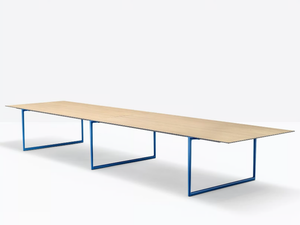 TOA CONFERENCE - Rectangular aluminium and wood meeting table - Table by Pedrali