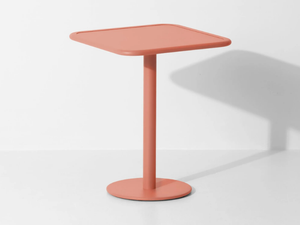 WEEK-END - Square powder coated aluminium garden table - Table by Petite Friture