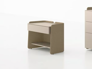 CHLOÉ - Wooden bedside table - Side table by PIANCA