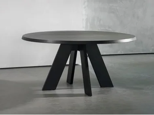 IDS - Round wooden dining table - Table by Piet Boon