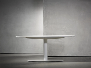 KEKKE LIVING - Wooden dining table - Table by Piet Boon