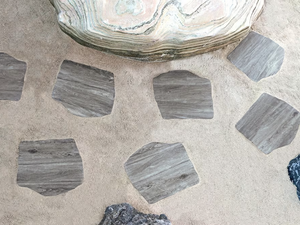 PASSO GIAPPONESE HOLZ GRIGIO - Porcelain stoneware garden paths - Floor tile-stone by PIETRA SINTERIZZATA
