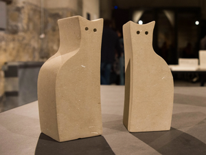 I GATTI - Lecce stone bookend - Accessories by PIMAR
