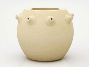 SPUTNIK - Lecce stone vase - Styling by PIMAR