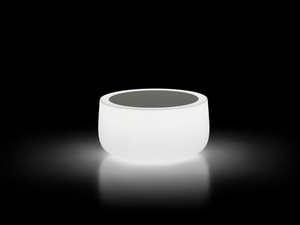 BOLD - Round with light garden side table - Side table by Plust