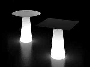 FURA - Rectangular with light polyethylene table - Table by Plust