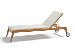 PARALEL - Recliner teak sun lounger with castors - Armchair by POINT
