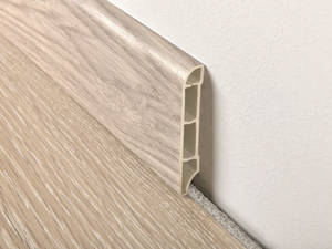 SKIRTING 7011 - Skirting board with wood effect - Finishes accessories by Progress Profiles