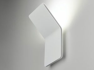 LAYER - LED wall light - Wall lamp by PURALUCE