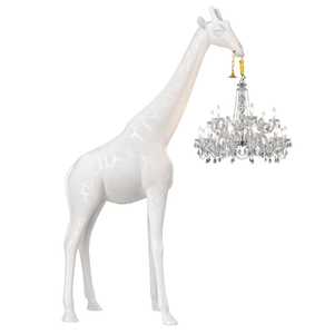 GIRAFFE IN LOVE - Fiberglass floor lamp - Floor lamp by Qeeboo