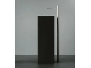 HB 15 05 - Floor standing single handle washbasin mixer - Tap by Quadrodesign