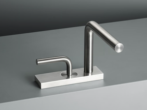 LEVO 14 01 - Countertop washbasin mixer - Tap by Quadrodesign