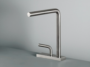 LEVO 14 02 - Countertop washbasin mixer - Tap by Quadrodesign