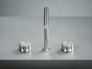 MODO 17 32V - 3 hole countertop washbasin mixer - Tap by Quadrodesign