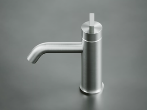 Q. 18 01 - Countertop stainless steel washbasin mixer - Tap by Quadrodesign