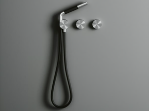 Q. 18 68 - Stainless steel bathtub tap / shower tap - Tap by Quadrodesign