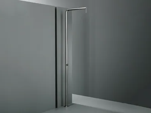 Q. CD018.1 - Floor standing stainless steel shower panel - Shower panel by Quadrodesign