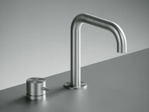 SOURCE 12 07 - 2 hole countertop washbasin mixer - Tap by Quadrodesign