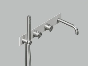 SOURCE 13 69R.00 - Stainless steel bathtub set with hand shower - Tap by Quadrodesign