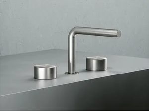 STEREO 16 32V - 3 hole countertop washbasin tap - Tap by Quadrodesign