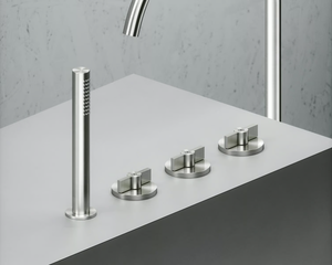 VALVOLA01 19 99 - Hydroprogressive stainless steel bathtub tap with hand shower - Tap by Quadrodesign