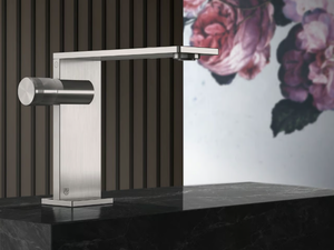AIC2 - Countertop single handle stainless steel washbasin mixer - Tap by Radomonte