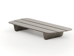 SEGNO - Solid Surface garden side table - Side table by Reflex