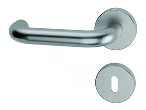 STOCCOLMA - Anti-bacterial stainless steel door handle on rose with lock - Finishes accessories by Reguitti