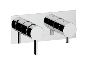 METRICA - Wall-mounted single handle bathtub mixer with plate - Tap by Remer Rubinetterie