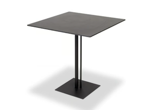 SNACK - Square steel garden table - Table by Rever