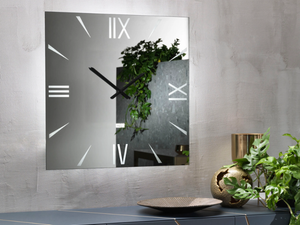 SKYLINE - Square wall clock in mirrored crystal and LED lighting - Accessories by RIFLESSI