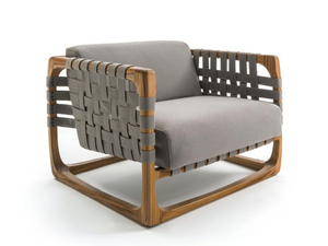 BUNGALOW - Fabric garden armchair with armrests and teak structure - Armchair by Riva 1920