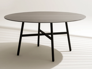 GAMMA 160 - Round garden table - Table by RODA