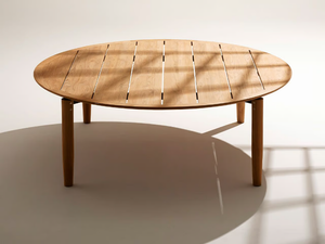LEVANTE - Round teak garden table - Table by RODA